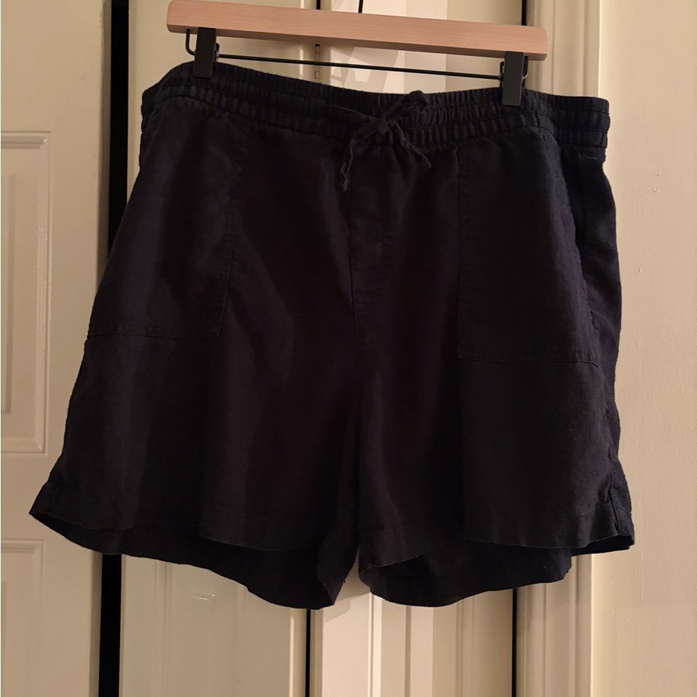 XL Black Linen Shorts